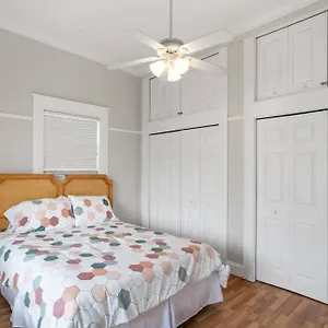 The Bays Best Bungalow Holiday home Tampa