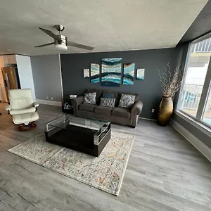 Apartment Direct Oceanfront No-drive Beach, Daytona Beach